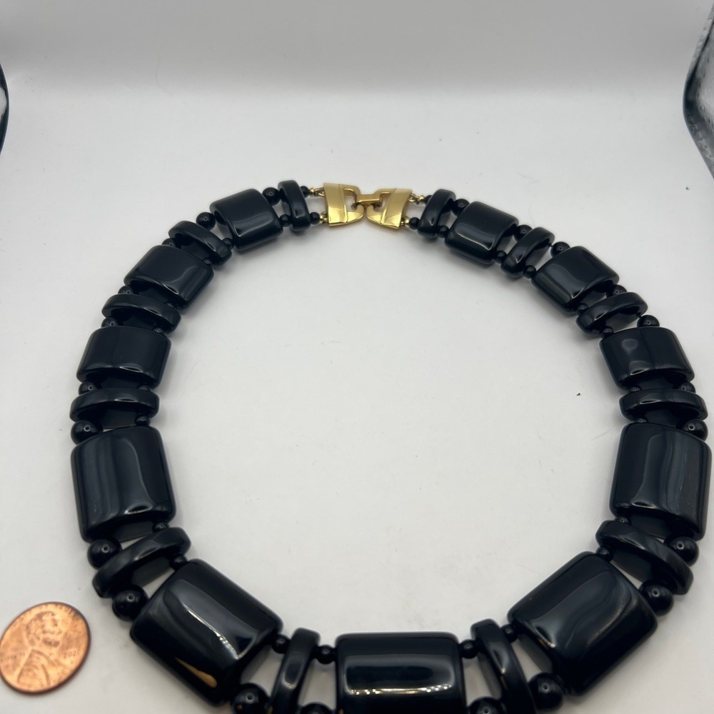 Monet Runway Couture Jet Black Lucite Choker necklace Vintage - Picture 4 of 10